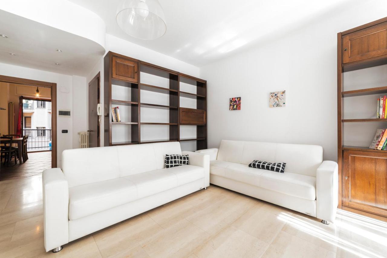 Cenisio M5 Lovely Apartment - With Balcony! ミラノ エクステリア 写真