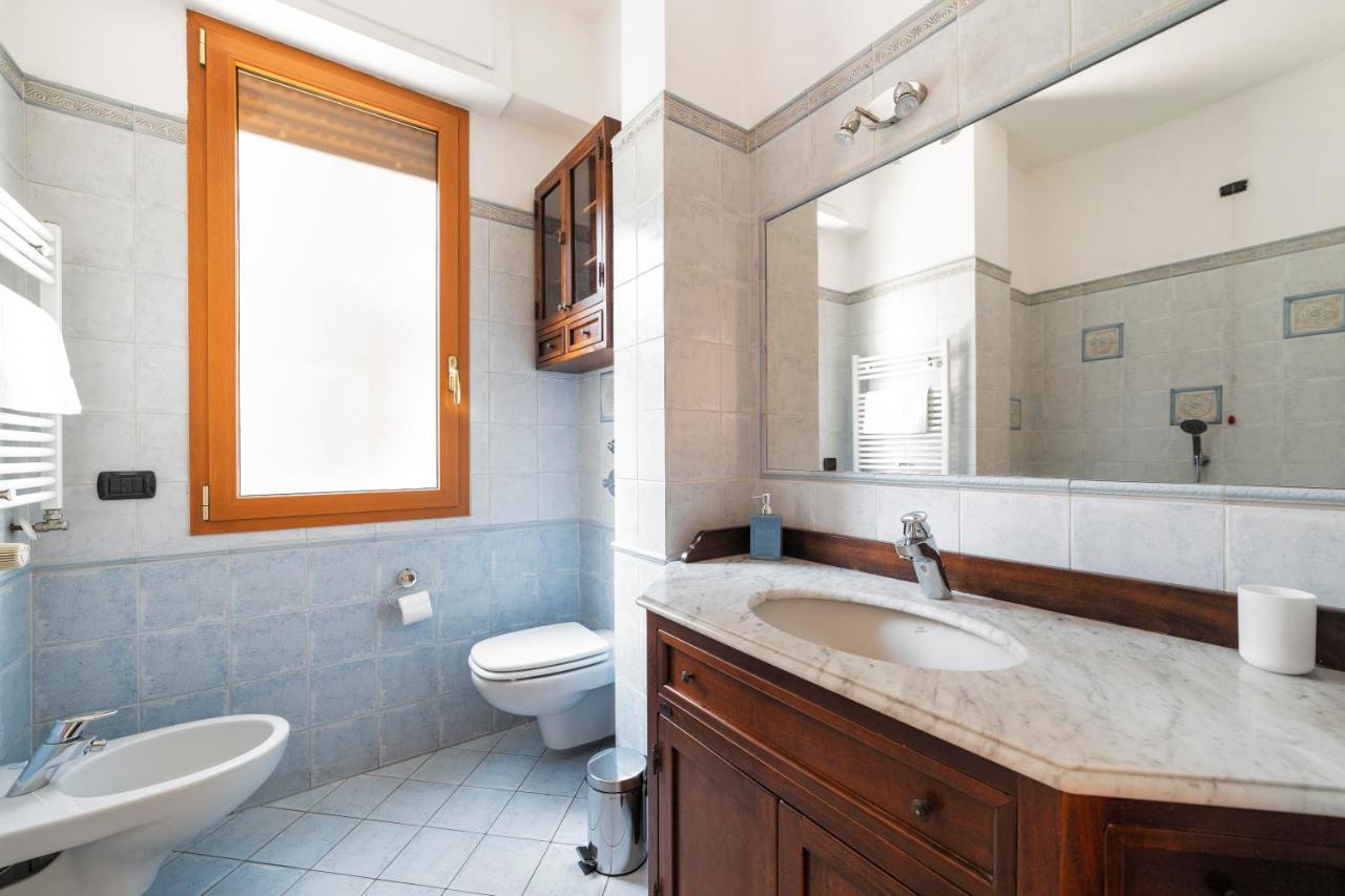 Cenisio M5 Lovely Apartment - With Balcony! ミラノ エクステリア 写真